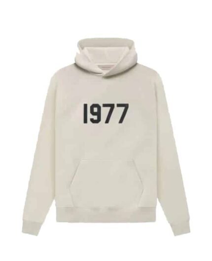 The Signature 1977 Essentials Pullover Black Hoodie